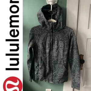 Lululemon Zip Up Hoodie - Size 8
